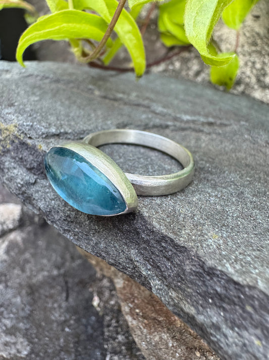 Handmade sterling silver aquamarine ring, alternate view