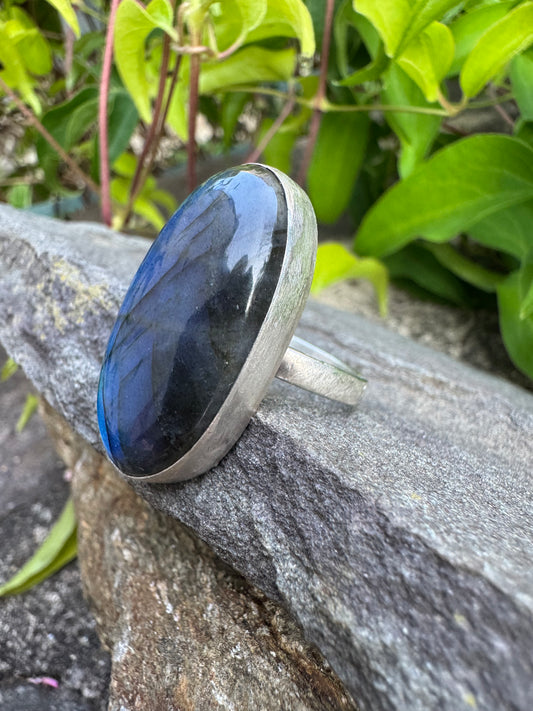Handmade sterling silver oval labradorite ring, alternate view