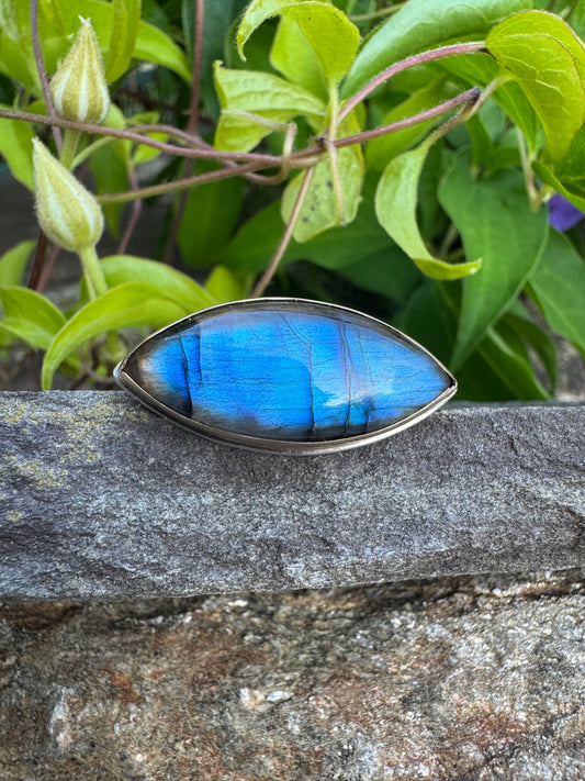 Handmade 14K gold golden labradorite marquise ring, front view