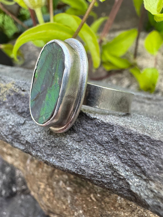 Handmade sterling silver green flash ammolite ring, alternate view