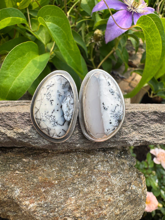 Handmade sterling silver reversible dendritic opal and onyx ring, front view