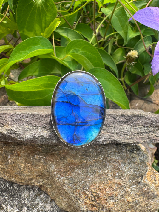 Handmade sterling silver labradorite statement ring, front view