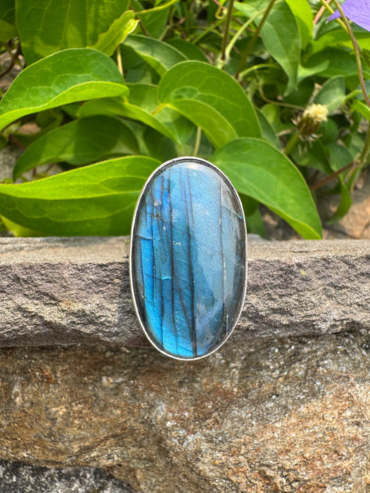 Handmade sterling silver labradorite ring with full blue flash, alternate view