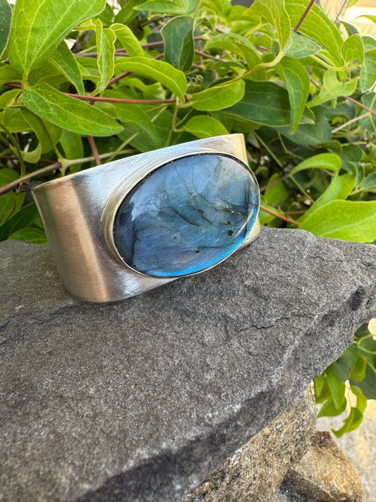 Handmade sterling silver labradorite cuff bracelet in polished sterling silver, alternate view