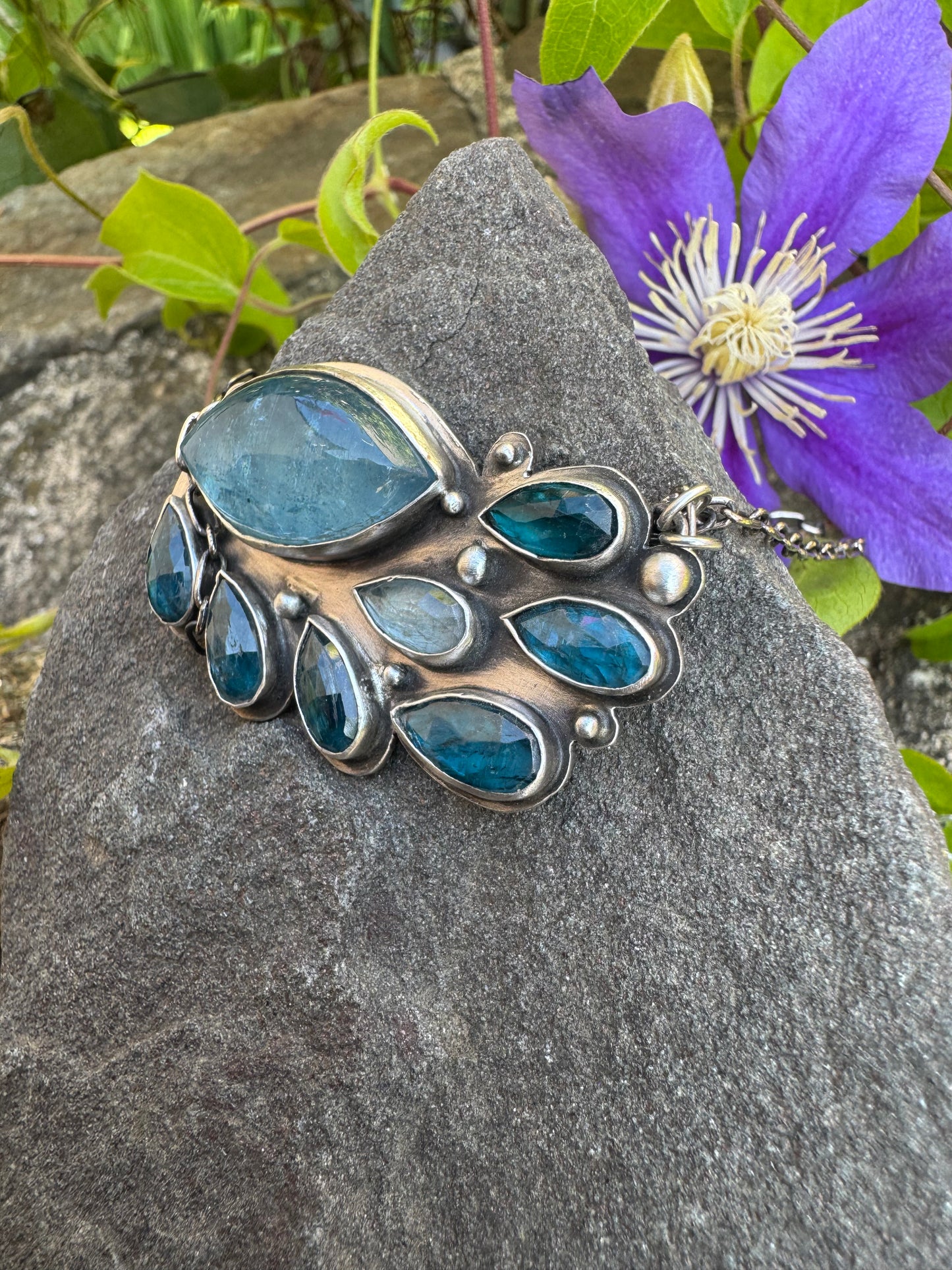 Aquamarine "Let it rain" Pendant