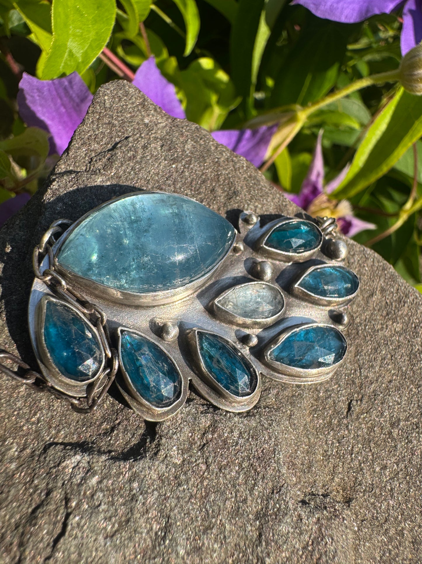 Aquamarine "Let it rain" Pendant