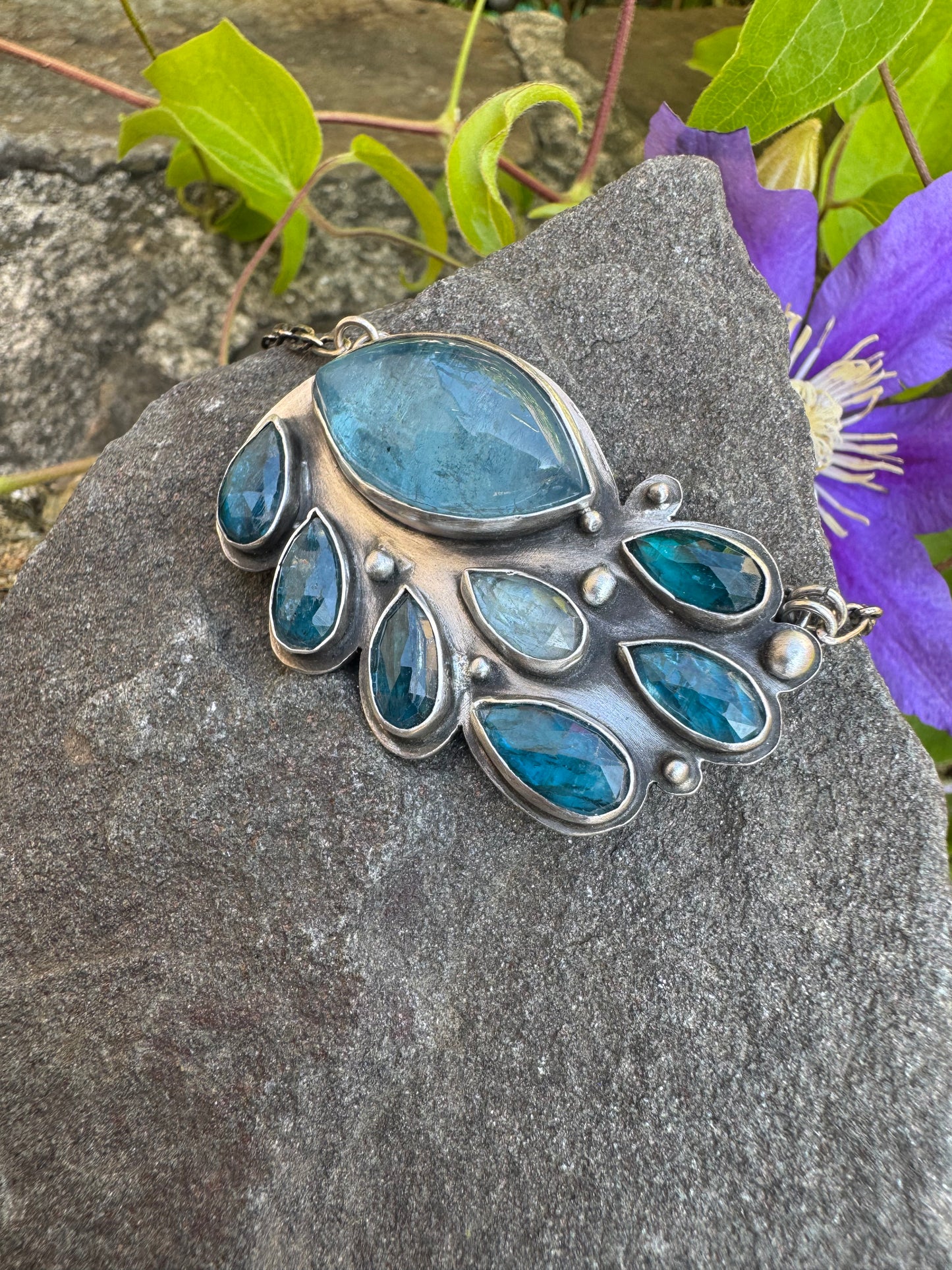 Aquamarine "Let it rain" Pendant