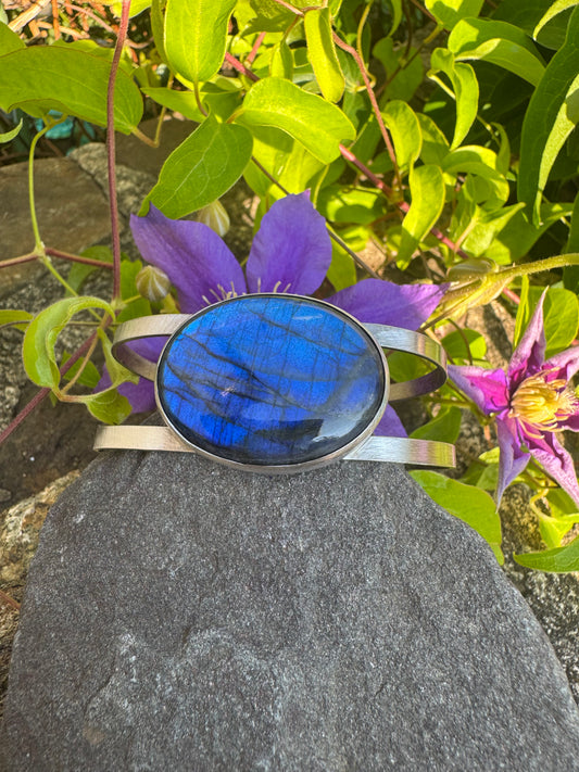 Handmade sterling silver wide labradorite cuff bracelet, front view