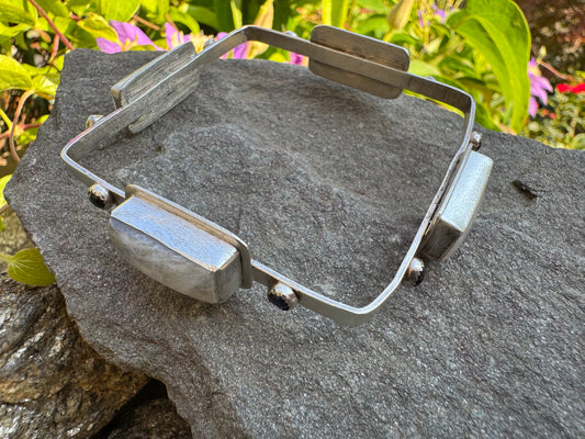 Handmade sterling silver moonstone and sapphire square-link bracelet, alternate view