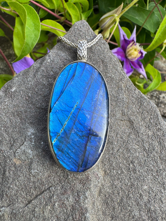 Handmade sterling silver reversible labradorite dragon pendant, front view