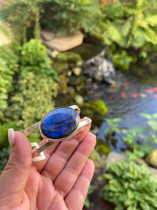 Handmade sterling silver wide labradorite cuff bracelet, alternate view