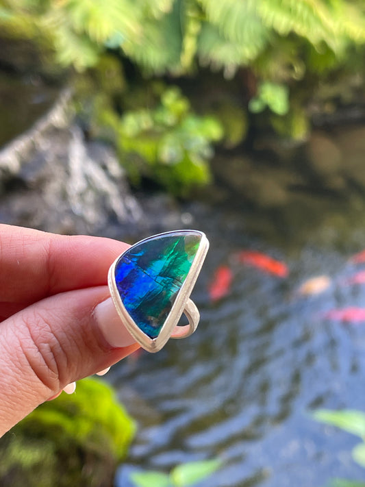 Triangual Ammolite Ring (Size 8)